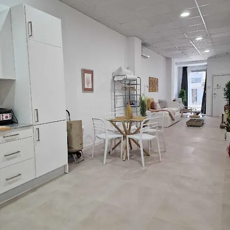 Urban 4 Apartment *