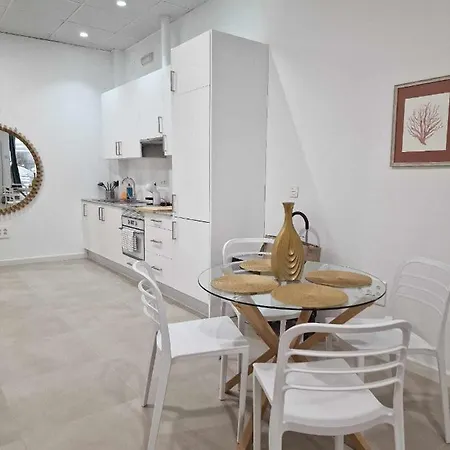 Moderno 4 En Calle Marmoles Apartment Málaga